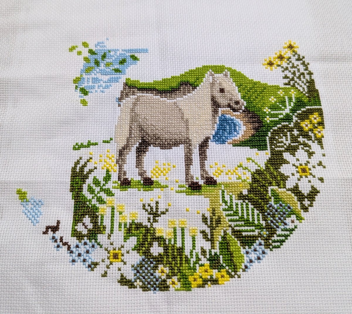 fromching's tweet photo. Wild Horses
CrossStitcher issue 411

#クロスステッチ #crossstitch https://t.co/ePklm7EOX9