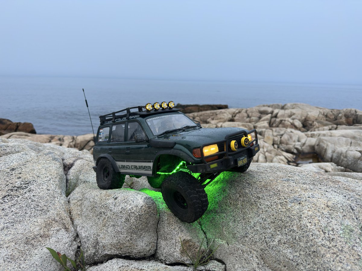 NS_Kyris's tweet photo. Buy yourself it RC crawler they’re more fun they they have any right to be https://t.co/qdbHscPC6J