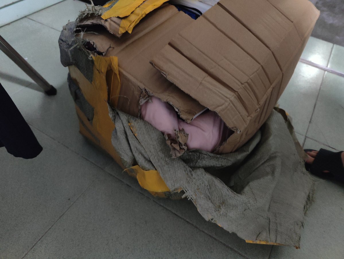 yousefg18's tweet photo. Just unboxed my long-awaited package! The item I’d been waiting for fits perfectly—total win for my week. , https://t.co/CKhQRk5Iij