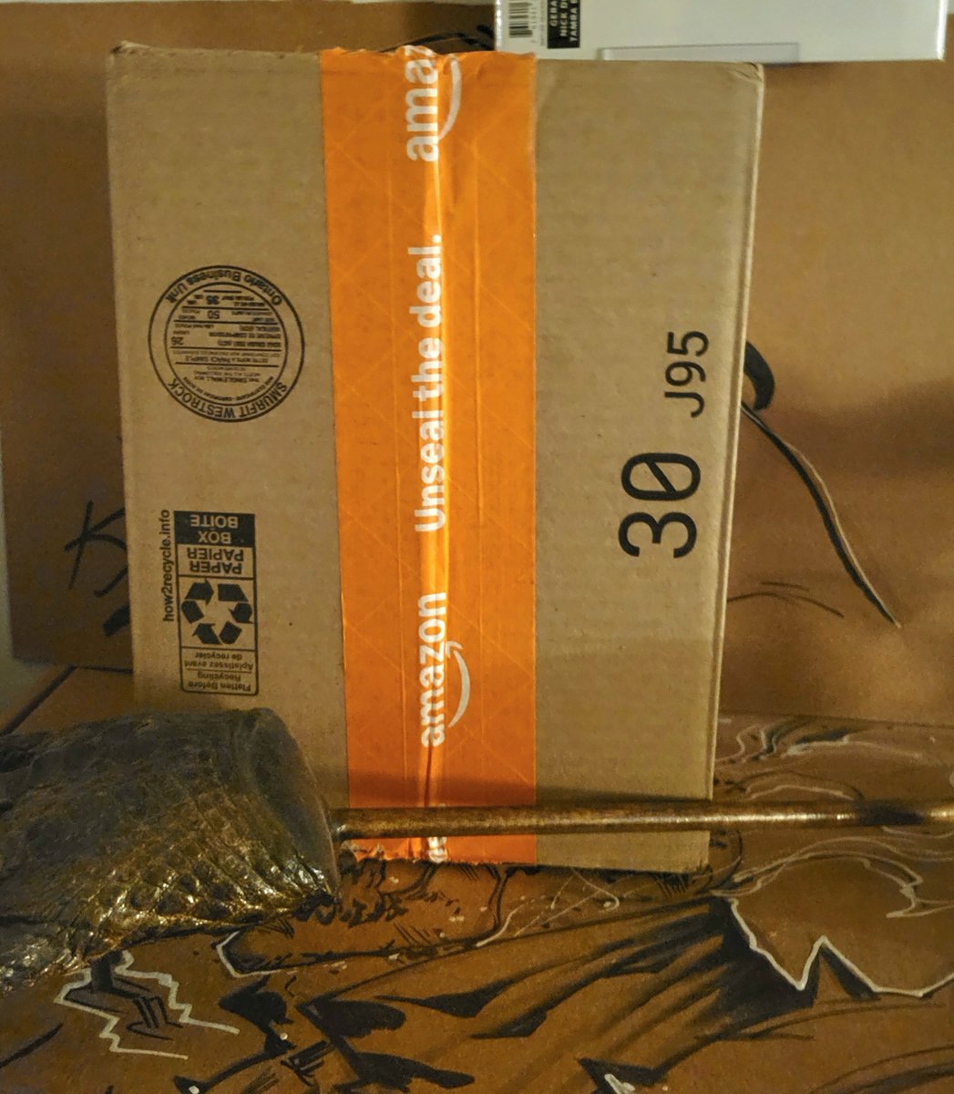 marc_goodfellow's tweet photo. #mailcall "What's in the box?!" 📦 
It's the new Dragon Lance novel from @trhickman &amp; @WeisMargaret 
I'm so glad they still get to publish the novels because shortly after @Wizards_DnD bought #DnD every other setting became nearly illegible. https://t.co/KGmQ5lUtrU