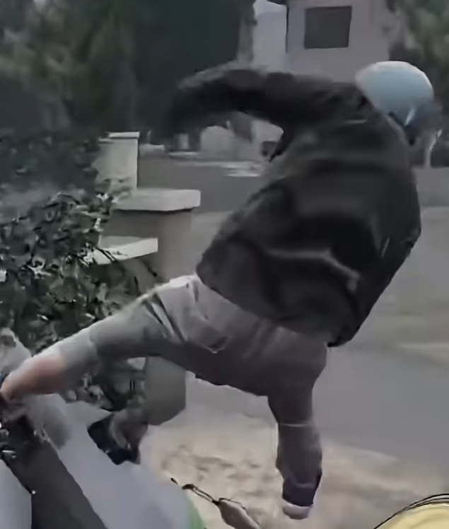 luca_kaneshiro's tweet photo. New Short Clip 😎

Love this moment always of Jimmy flying off...

https://t.co/W7En7da1h6 https://t.co/eLYRSoNVa1