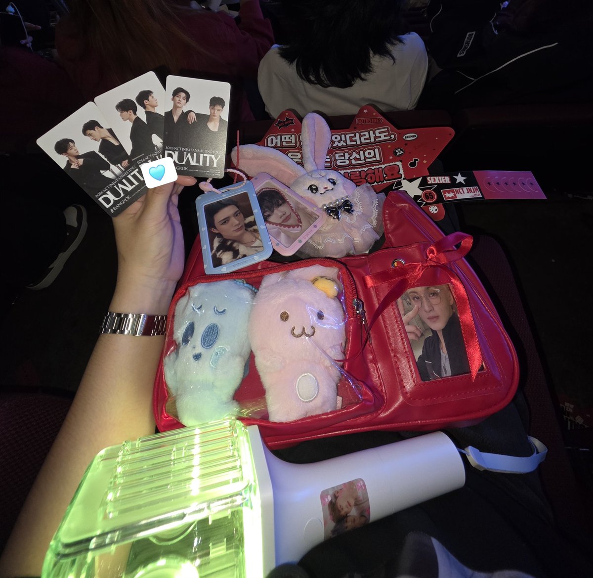 kunpriya_97's tweet photo. พี่🩵🩷JNJM 
3วันสนุกมากๆ โน่แจมเก่งมาก #NCTJNJM_FANMEETING_TOUR_in_BKK   #NCTJNJM_FANMEETING_TOUR_BANGKOK   #NCTJNJM_FANMEETING_TOUR  #NCTJNJM_FANMEETING_TOUR_DUALITY https://t.co/ECsXG6njby