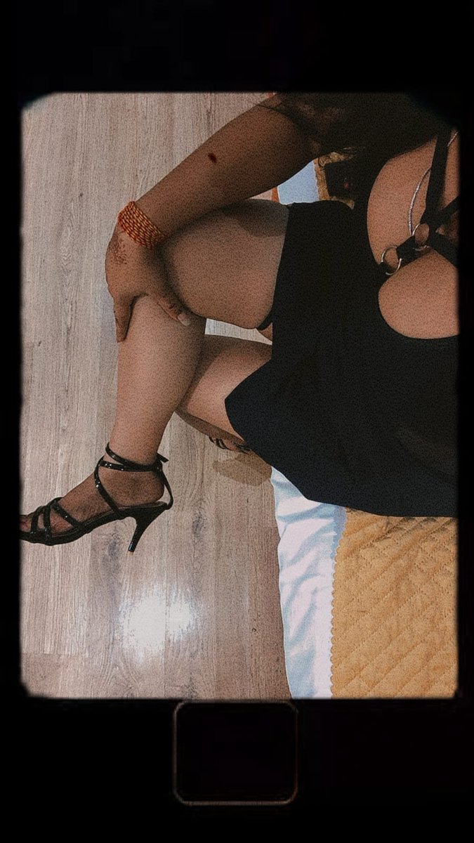 Shanaya_backup's tweet photo. Heya subs I'm in Gurgaon I'm looking long term slave 
All so I'm looking for long time session like 2 3 days continues if any sub want to serve dm 

@kaif_toilet https://t.co/zSpP7J2Awc