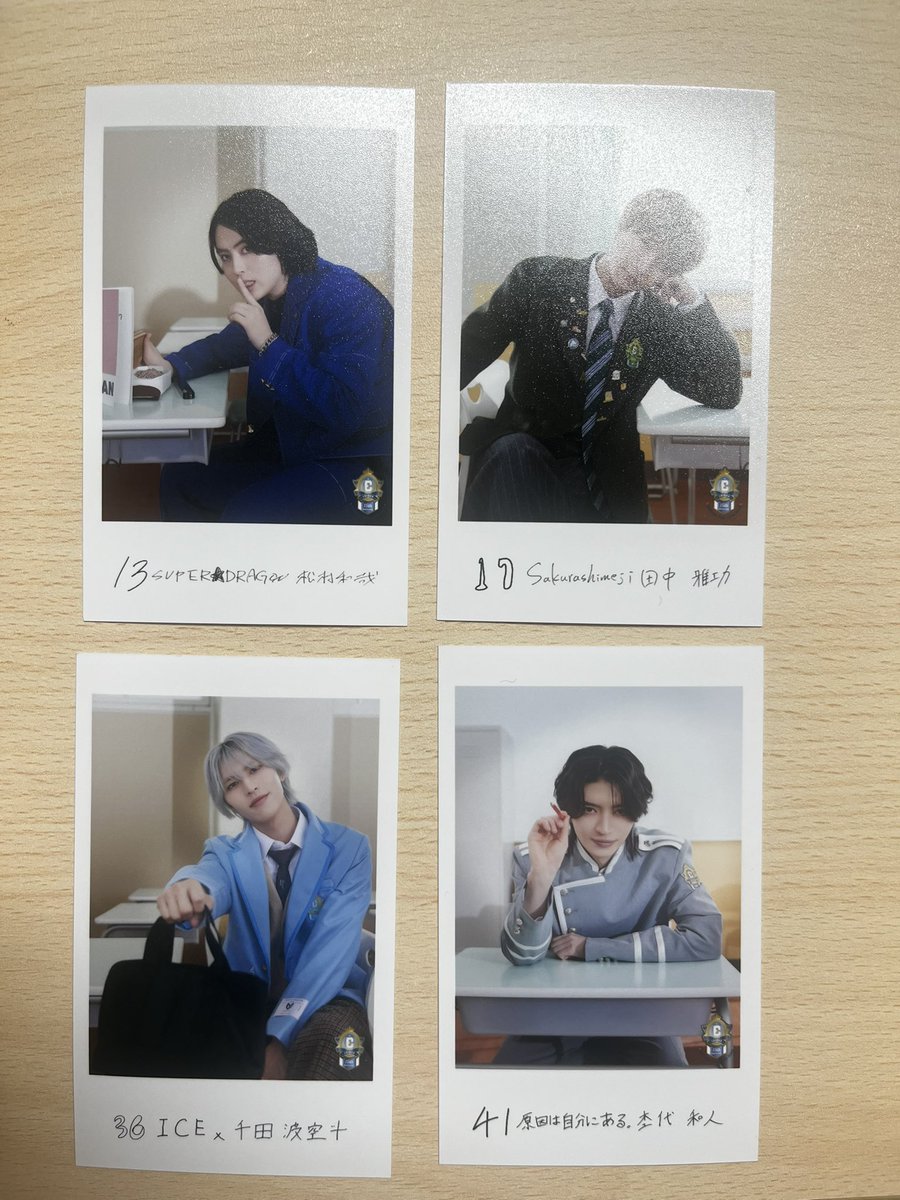 torih_ikio's tweet photo. EBiDAN THE LIVE エビライ 隣の席 ミニフォト アクキー 生写真 交換

譲　画像のもの

求　隣の席 ミニフォト 生写真 志賀李玖
　　アクキー　TETTA  志賀李玖
　　(アクキーのみ異種交換可)

エビライ8/13,INFERNO9/12,13にて手渡しで交換希望です。
お心あたりのある方お気軽にお声掛けください。 https://t.co/ClIO3o4UGI