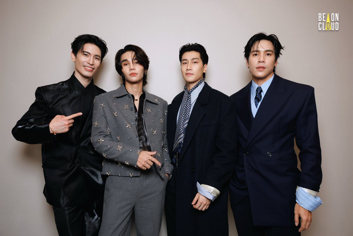 beoncloud_th's tweet photo. หนุ่ม ๆ BeOnCloud ร่วมถ่ายภาพกับ เจฟ 📸✨

#WEIBOGALA2026xBeOnCloud https://t.co/U6IOaREjAE