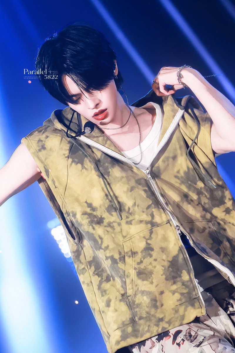 Parallel5822's tweet photo. 260809 🆒

#리오 #이리오 #LEO 
#ALPHADRIVEONE         #ALD1                        
#알파드라이브원 https://t.co/MzRWm5EecF