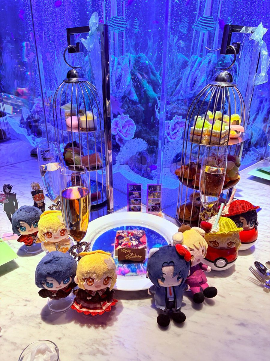 chisa_seed's tweet photo. ハッピーバースデーイザーク！！！
ハッピーバースデーイザーク！！！
どう見てもアスカガ真ん中バースデーだけどハッピーバースデーイザーク🎂 https://t.co/G3WZQBVQFv