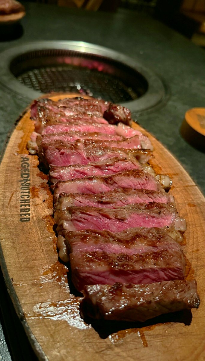 jose16tkd's tweet photo. Wagyu Bali https://t.co/LJZWpY0JRv