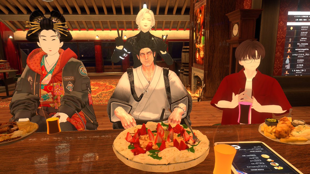 X_PLO_0707's tweet photo. PUB SOLENAお疲れ様でした～

ピザはクリスピータイプが好き🤤

#PUBソレナ https://t.co/LdTTP6SKyj
