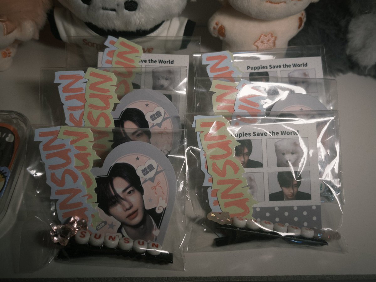 hoonwonieverse's tweet photo. :¨ ·.· ¨:
 `· .  ୨ 𝙀𝙉𝙃𝙔𝙋𝙀𝙉 𝘿𝙐𝙉𝙆𝙄𝙉 𝙁𝙐𝙉𝙈𝙀𝙀𝙏 ৎ
↳ Freebies by: @hoonwonieverse

- 𝙼𝙰𝙶𝙽𝙴𝚃𝙸𝙲 𝙱𝙾𝙾𝙺𝚃𝙰𝙱𝚂 𝚂𝙴𝚃
- 𝚂𝚄𝙽𝚂𝚄𝙽 𝙷𝙰𝙸𝚁𝙲𝙻𝙸𝙿𝚂
- 𝙻𝙸𝙼𝙸𝚃𝙴𝙳 8𝙲𝙼 𝚂𝚃𝙰𝙽𝙳𝙴𝙴

✮like &amp; rt
✮strictly 1:1 
✮exact loc tba 

See you, Co-Engenes!! https://t.co/GLMcO7oaIl