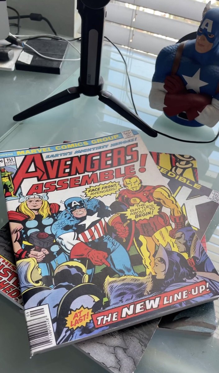 m4dd13368's tweet photo. Took boring notebook and gave them an upgrade. Simple comic/magazine covers and mod podge diy. 

📲 All Notebooks Now Available 
https://t.co/x5ti6rpqI8 

#notebookcover #makingart #crafting #customnotebook #schoolsupplies https://t.co/dPPhIRHfe2