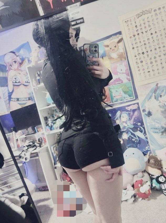 mwffinnz's tweet photo. Yo egirl posting butt for 10 likes https://t.co/rcxOrOJHST
