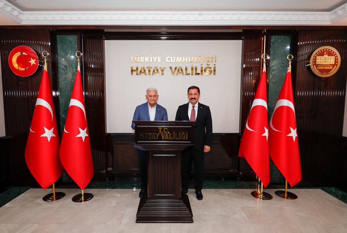 BY's tweet photo. #Hatay Valiliğini ziyaret ettik.

Valimiz Mustafa Masatlı'ya nazik misafirperverlikleri için teşekkür ediyor, çalışmalarında kolaylıklar ve başarılar diliyorum. https://t.co/IdHEnkG6e0