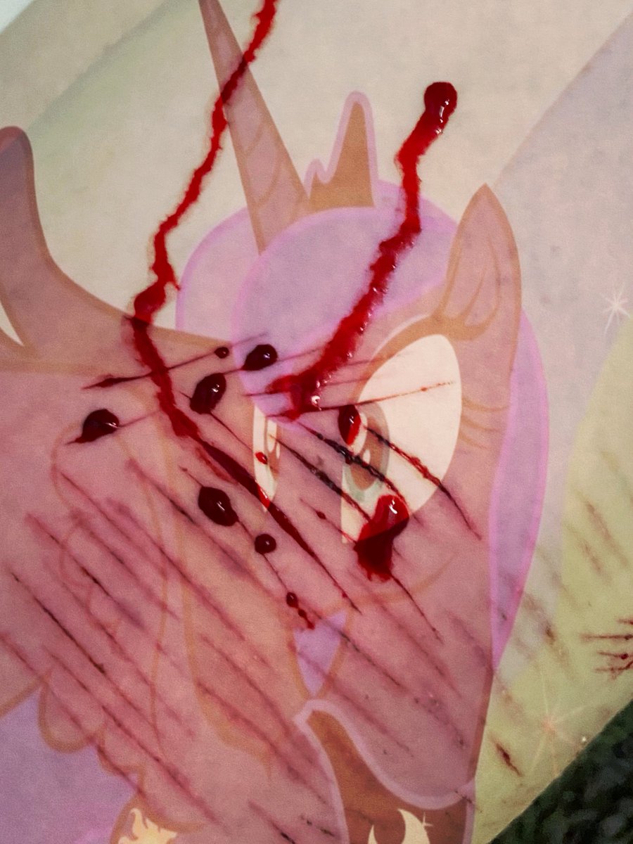 lovetheguts's tweet photo. reposting all of my stuff here!! (⸝⸝ᵕᴗᵕ⸝⸝) 
ALL FAKE, SFX MAKEUP!!

🏷️ #slittwt #shtwt #ouchietwt #styrotwt https://t.co/OqX6nrhlEg