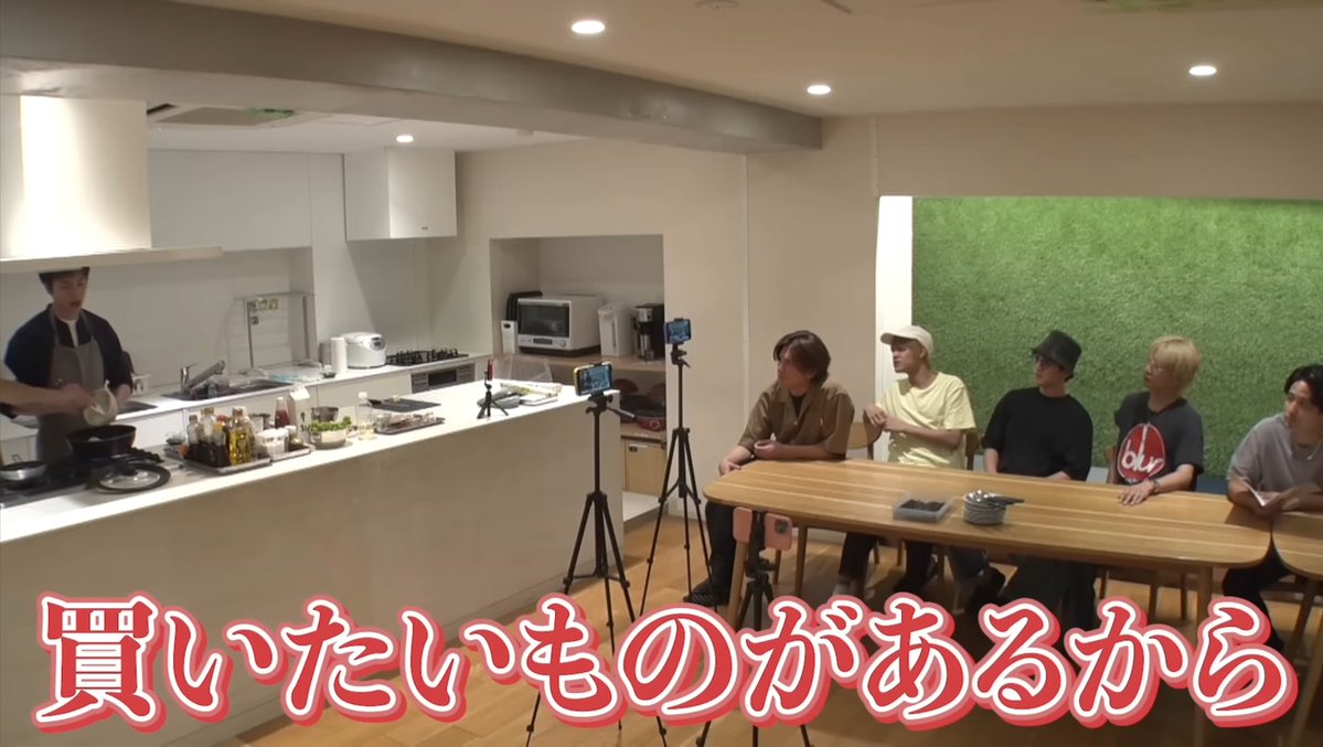 w_kingyo_'s tweet photo. そういやお金貯めてるって言ってたよなー？って思って見返したら2024年の動画だったわ。
これ何買ったんだっけ。 https://t.co/LXohpayzs0