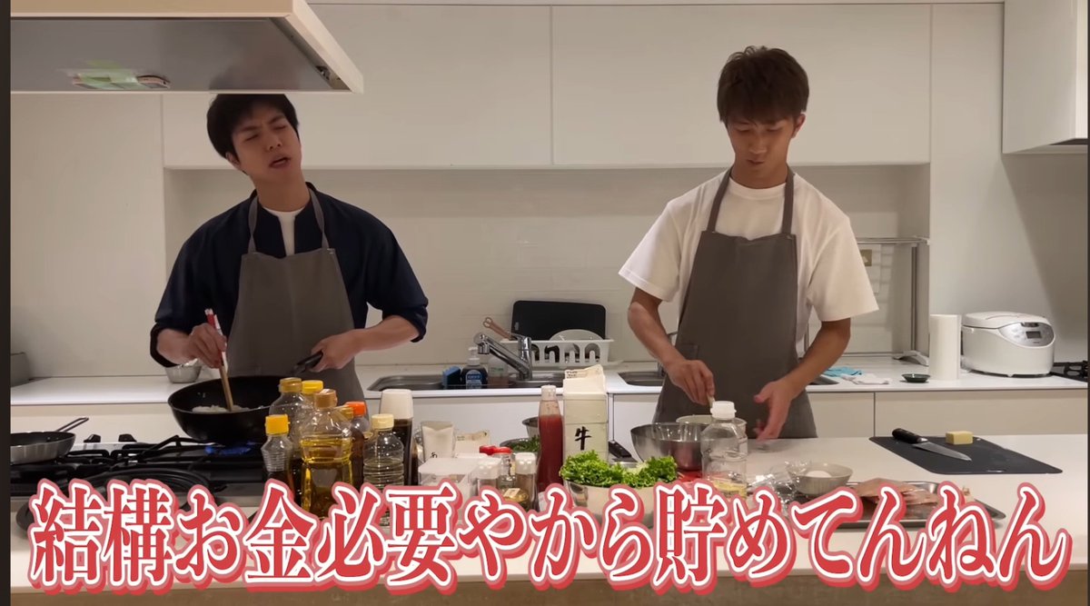 w_kingyo_'s tweet photo. そういやお金貯めてるって言ってたよなー？って思って見返したら2024年の動画だったわ。
これ何買ったんだっけ。 https://t.co/LXohpayzs0