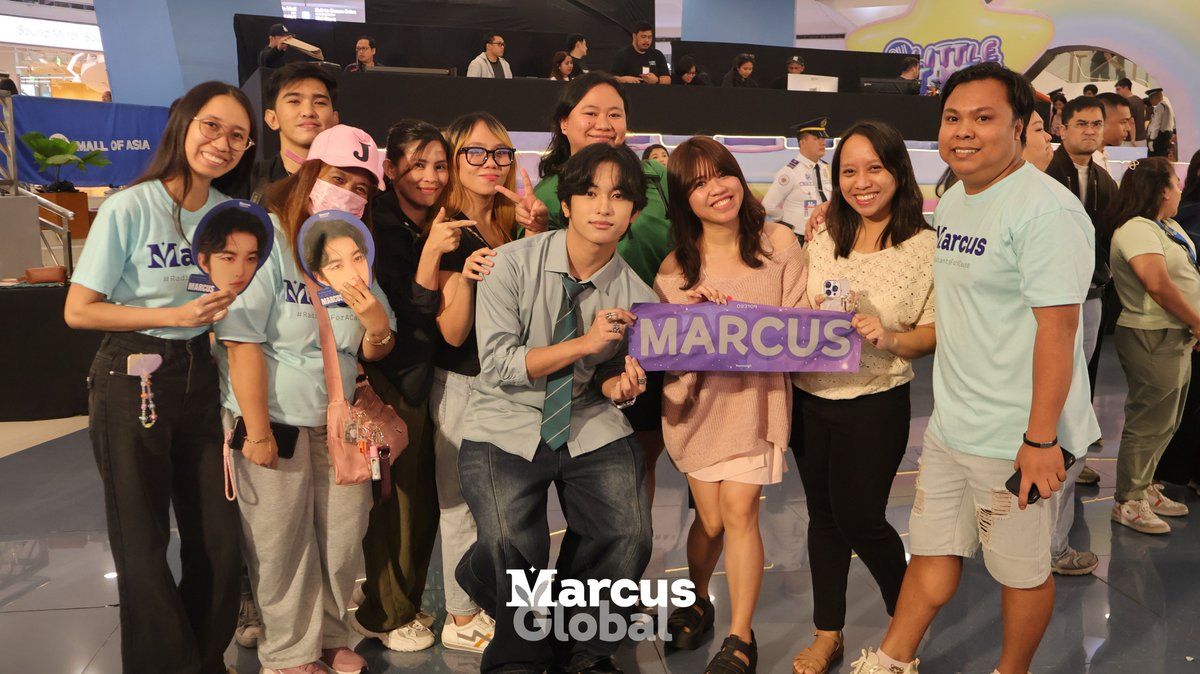 MarcusGlobal_'s tweet photo. Thank you to everyone who showed up and supported Marcus yesterday at SM Little Stars! Your love and support made the day extra special. We appreciate you all! ๐๐โจ
MARCUS RETURNS FOURWARD
#FromLittleStarToJudge
#HORI7ON #ํธ๋ผ์ด์ฆ
#MARCUS #๋ง์ปค์ค
@HORI7ONofficial https://t.co/ZejjcFe1aP