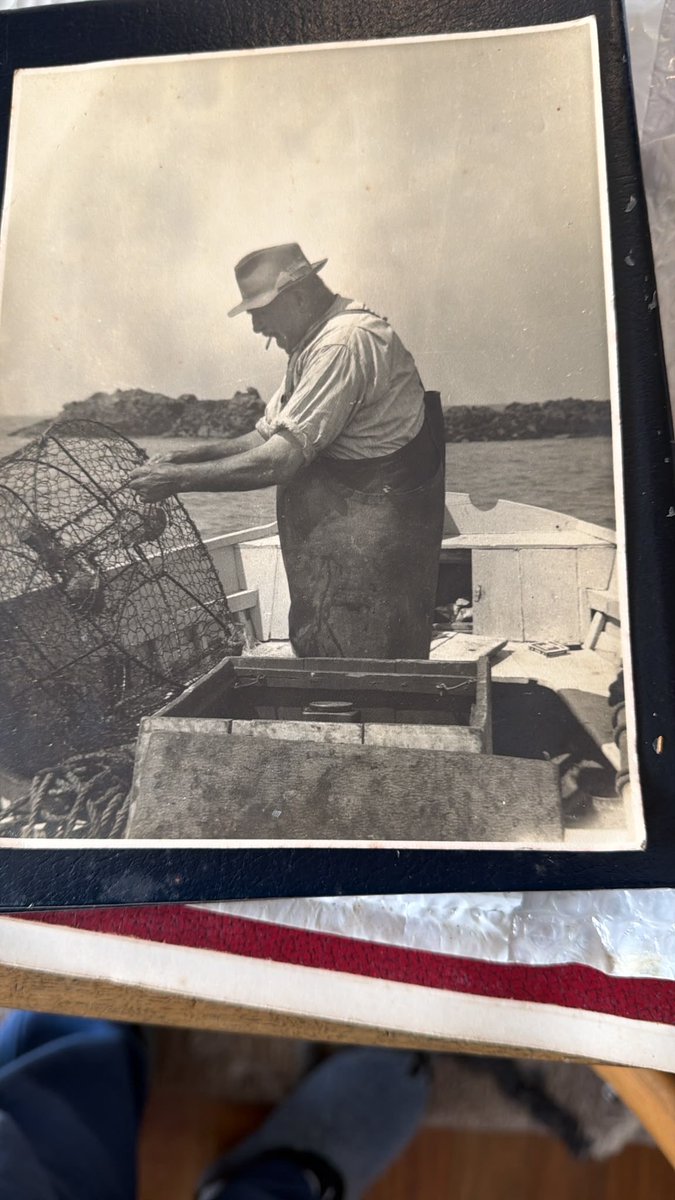 alasdair_milroy's tweet photo. #chogs my brother found this photo last week while sorting through my mum's stuff. Apparently his name is Balo, who's my great-great-uncle, a very well-known local pilot and fisherman. Just wondering whether anyone recognises him or has any stories https://t.co/xHgl6SmvBG