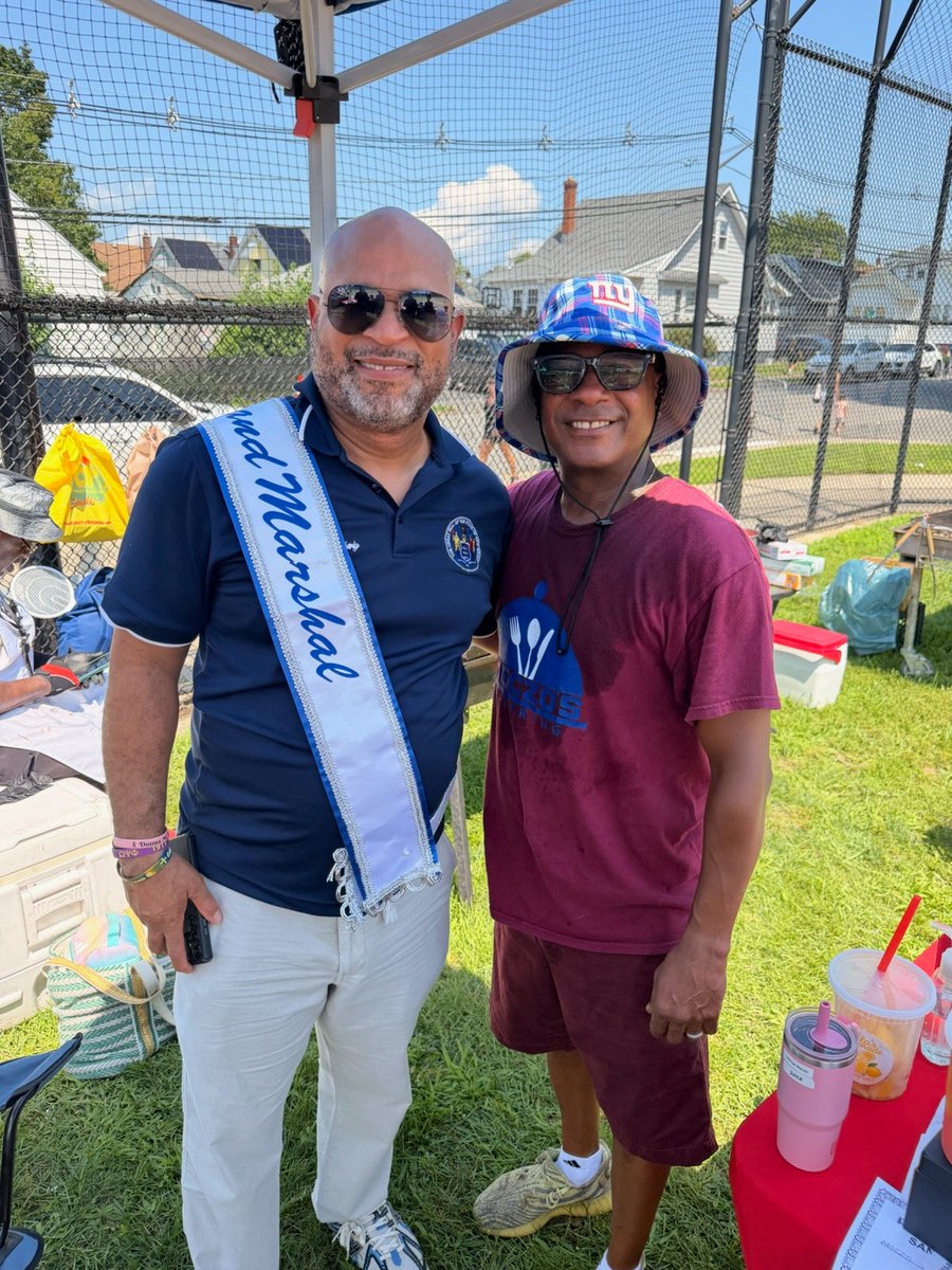 BenjieWimberly's tweet photo. It was a great honor to be the Grand Marshall for the Haledon Day Parade yesterday! Thank you, Mayor Michael Johnson & Haledon City Council! #HaledonDay #LD35 #GrandMarshall https://t.co/NhlUXp4rbj