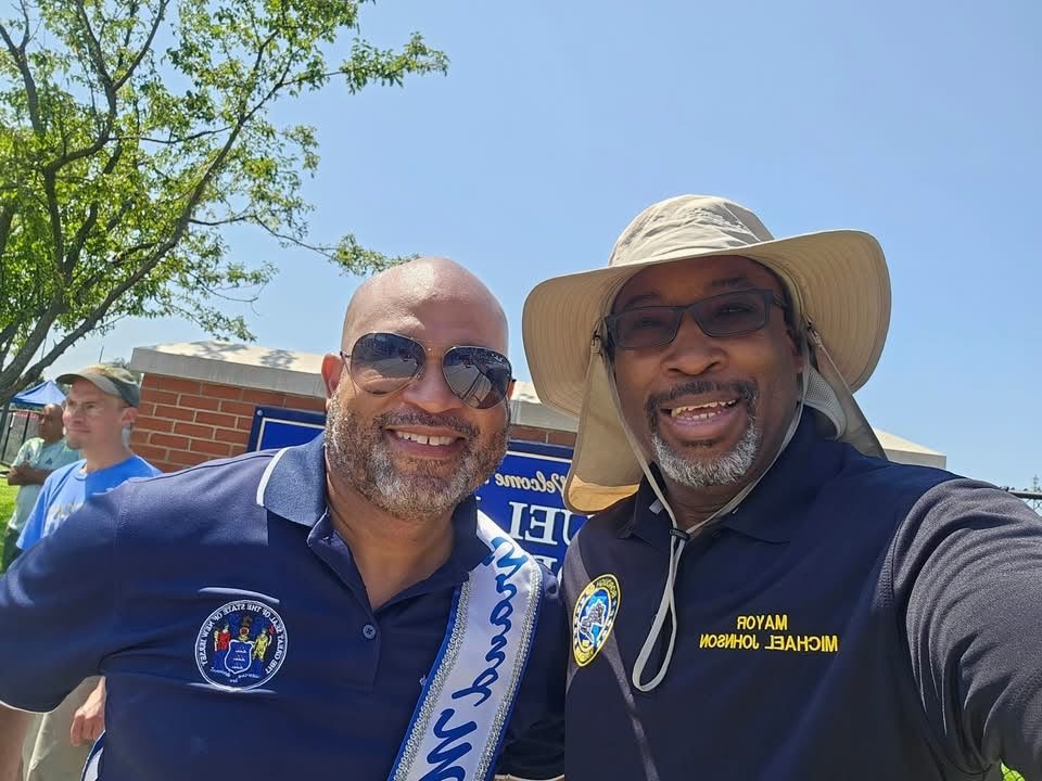 BenjieWimberly's tweet photo. It was a great honor to be the Grand Marshall for the Haledon Day Parade yesterday! Thank you, Mayor Michael Johnson & Haledon City Council! #HaledonDay #LD35 #GrandMarshall https://t.co/NhlUXp4rbj