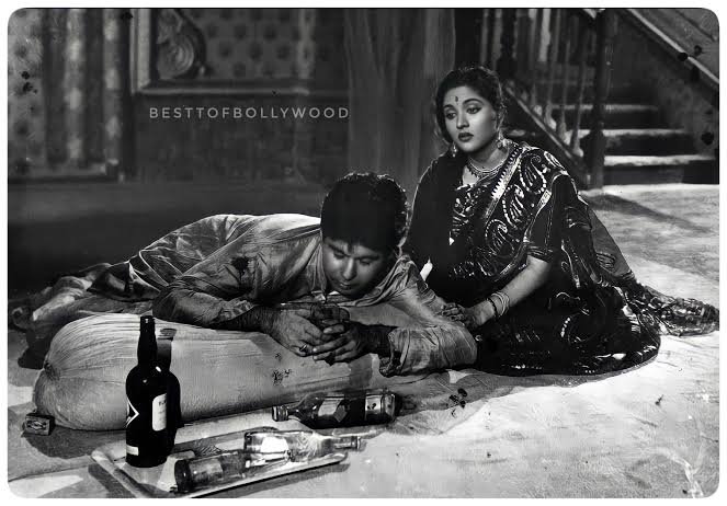 eshwargaru's tweet photo. It’s always #Chandramukhi over #Parvathi for Devdas.❤️
Love how she loves him despite their past, never expecting anything in return.
@iWamiqaGabbi, you’re just a full moon.🌕❤️
Loved your take on the new version, @ArunMatheswaran.👌🏻
#Devdas #DC #SSESideB #DevD @hemanthrao11 https://t.co/fPFkhw6Cam