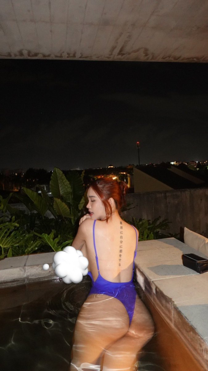 Marlborogrup's tweet photo. Ms AK update (6 pict nude, 3 vid) hs, full bug1l https://t.co/CBsXSSZ5T8