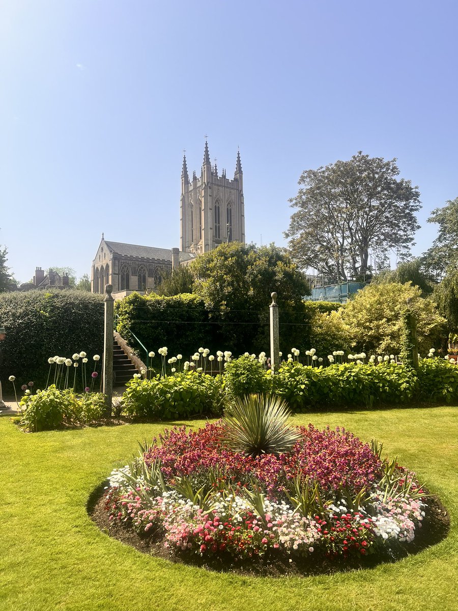 BSEBTC's tweet photo. Bitcoin meet-up

Sunday 23 August
11am
Abbey Gardens

👶family-friendly
🐕 dog-friendly
🥪bring a picnic

///cafe.generally.slip

#burystedmunds
#suffolk
#bitcoin https://t.co/ZJ7sOoPuhs