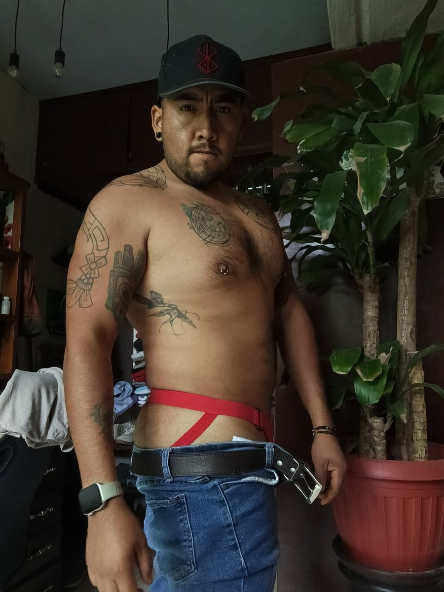 JosmanBM's tweet photo. Amonos a chambear 💪🏾😏
#chacalmexicano
#gymgya
#musclebear https://t.co/wsjlwxmvae