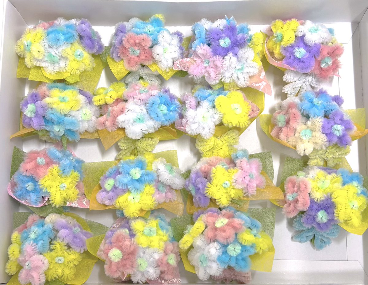 sottositeoite00's tweet photo. 花屋かな？って思うくらい最近量産してる(全部仕事用) https://t.co/ik8ZkezoFB