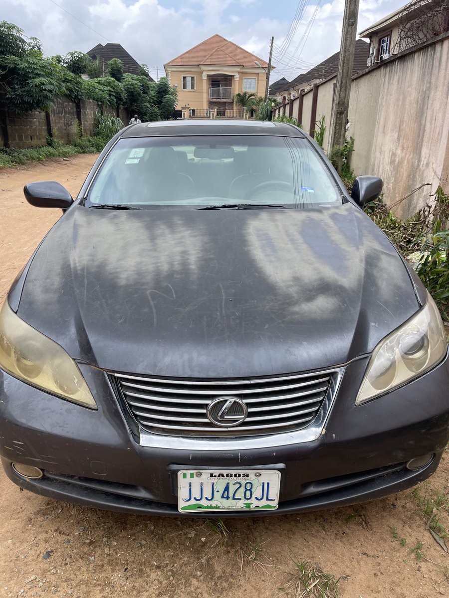 pairforgemotors's tweet photo. 2008 Lexus ES350 for sale!!! 
🇳🇬 Nigerian Used | ₦5.5M Only
✅ Engine &amp; gear intact
❄️ AC needs attention
✅ Everything else works perfectly
📍 Lagos

📞 08143818455 | 08142884530
📲 DM / WhatsApp for enquiries

₦5.5M ONLY 🔥 https://t.co/fgHeocV25f