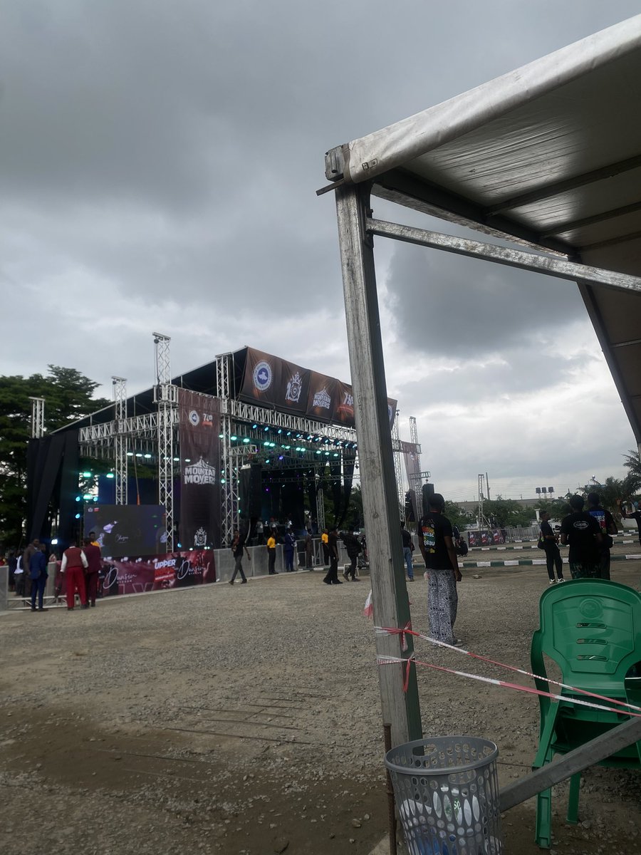 TheOluwaseyiE's tweet photo. A mountain mover/an Upperroomer🥳💜 https://t.co/9BnqMayp5r