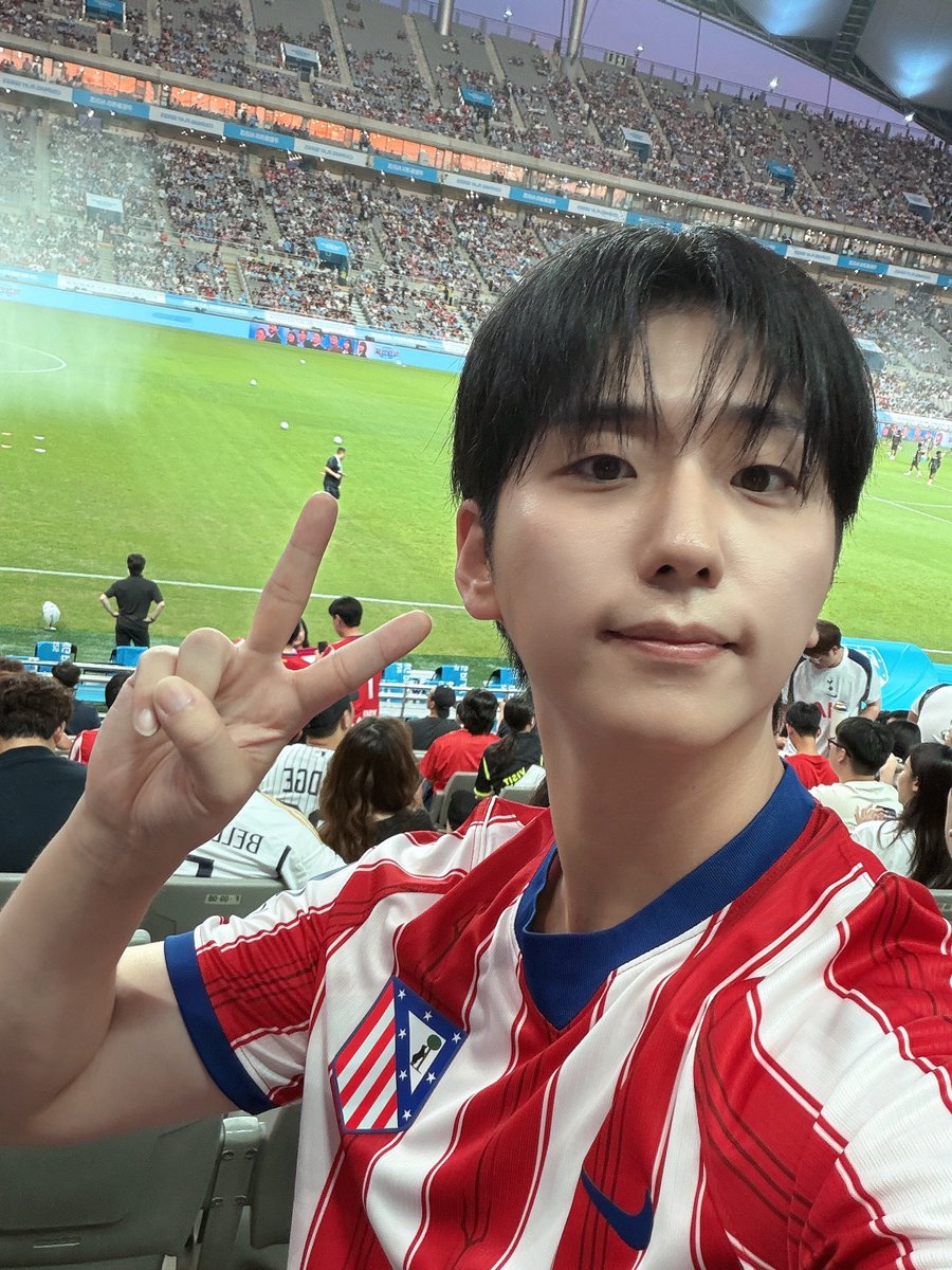 dduung000's tweet photo. 구건일 앙나 좋음~ https://t.co/E6iQZc26ap