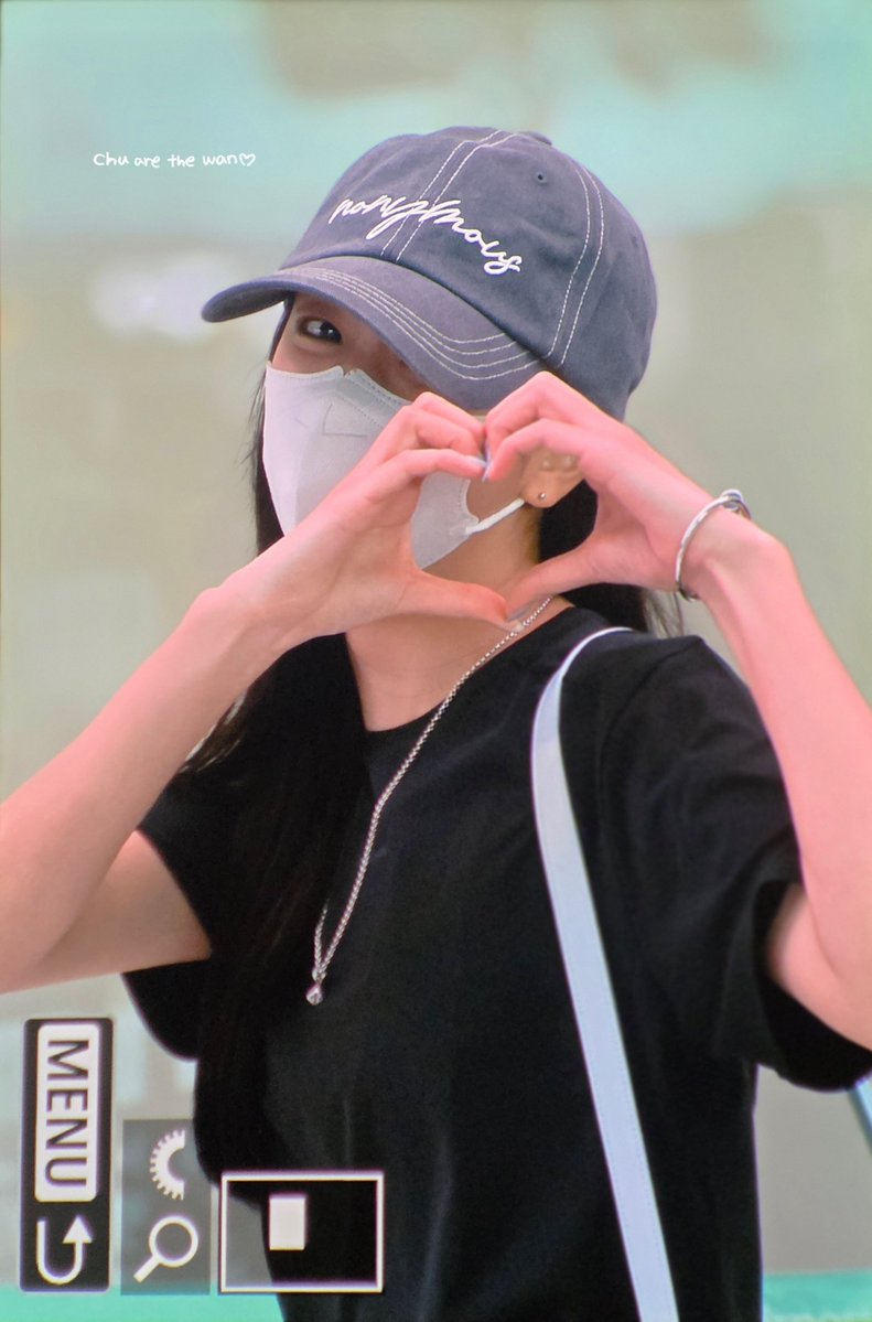 chuarethewan's tweet photo. 260809 JISOO 🫶🏻

#JISOO #지수 @officialBLISSOO https://t.co/EZFaS0iBTV