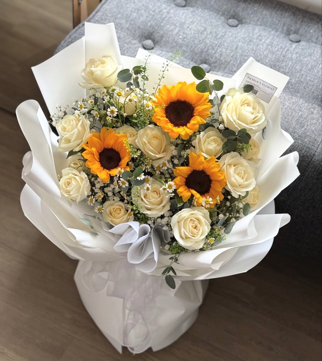 sunflowerchives's tweet photo. beautiful🤍 https://t.co/jtrw3Iu3ZB