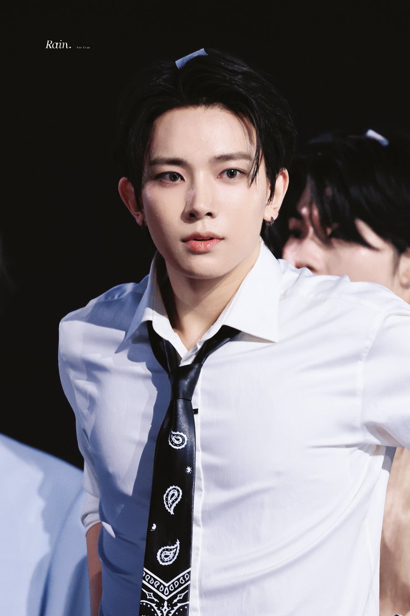 RAIN_011015's tweet photo. 260809

#EVAN #에반 #HEESEUNG #희승 #ヒスン https://t.co/8b0RjzONbG