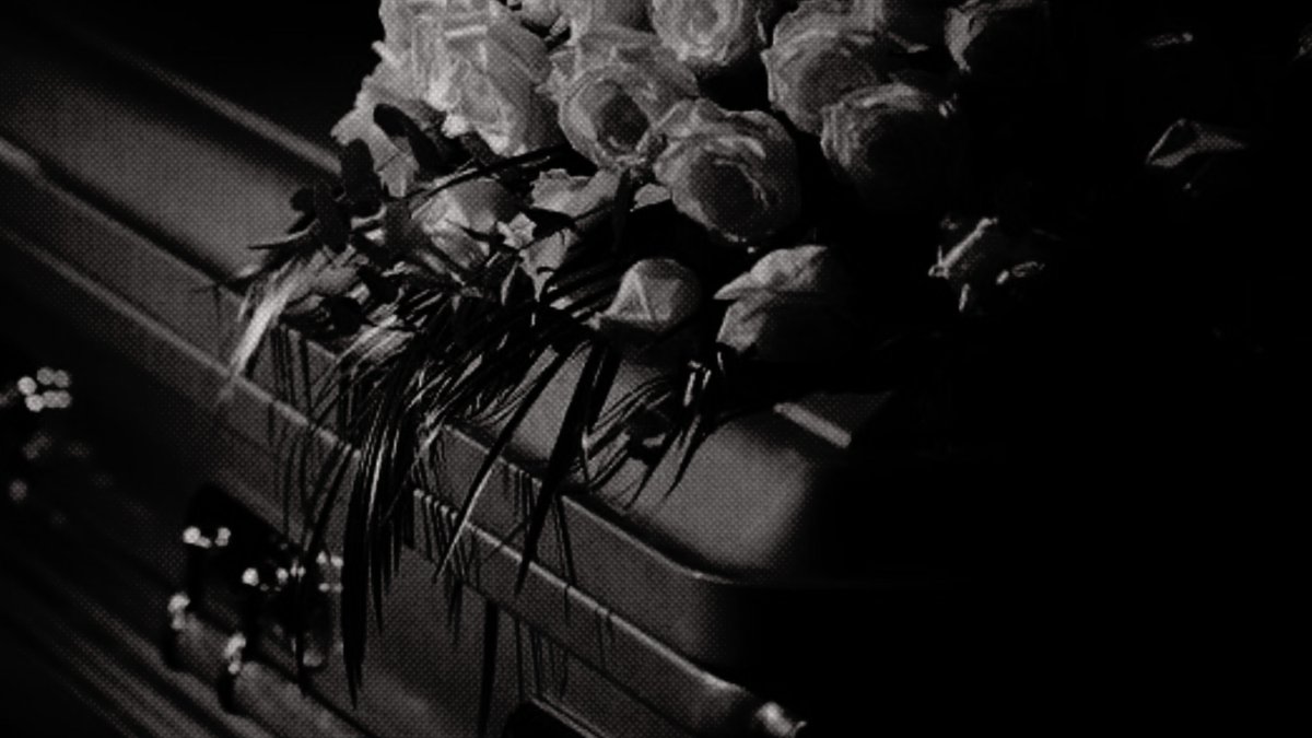 WXGCRESCENT's tweet photo. Content Warning // a heavy themes of profound grief, loss, and severe emotional heartbreak.

𝗧𝗛𝗘 𝗗𝗢𝗨𝗕𝗟𝗘 𝗙𝗔𝗥𝗘𝗪𝗘𝗟𝗟 ❚ 
Not a single word had left Sabina’s silent lips today. Beneath the heavy rain pouring down over the car, she remained still. https://t.co/f9zSUFnbvg