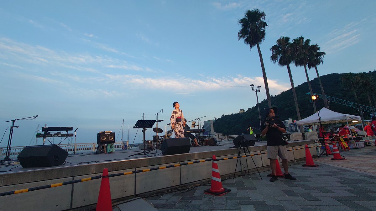 kawamura102's tweet photo. @MUSIQUA123 暑い中お疲れ様でした
おかげで良い花火見れました🎆 https://t.co/EV1UO162Ca