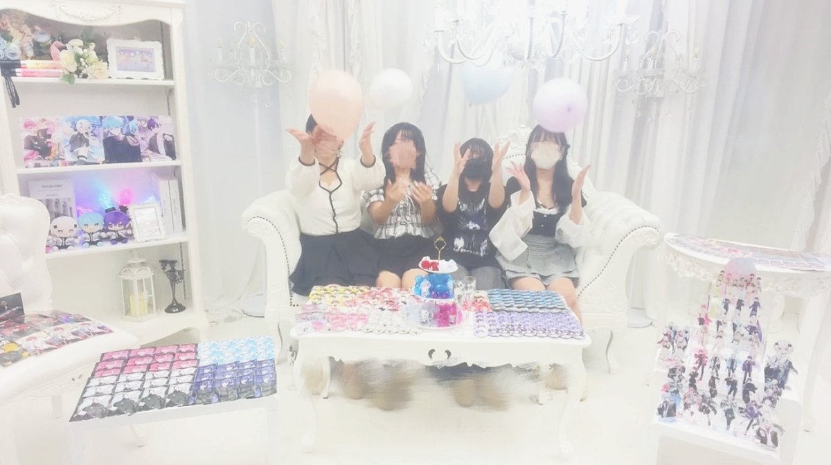 ruu_mtormiksa's tweet photo. 💫𝑴𝒆𝒕𝒆𝒐𝒓𝒊𝒕𝒆𝒔 — 2𝒏𝒅 𝑨𝒏𝒏𝒊𝒗𝒆𝒓𝒔𝒂𝒓𝒚💫

2年間幸せと笑顔沢山届けてくれてありがとうございます💞
この先もずっと好きでいさせてください♡

 #めておら #めておら2周年 #めておら2周年記念  #みかさ家   #ロゼみて #ねえねえらいと  #めるとだてんし  #心音くん  #らぴすみて https://t.co/m68IX4J6WG