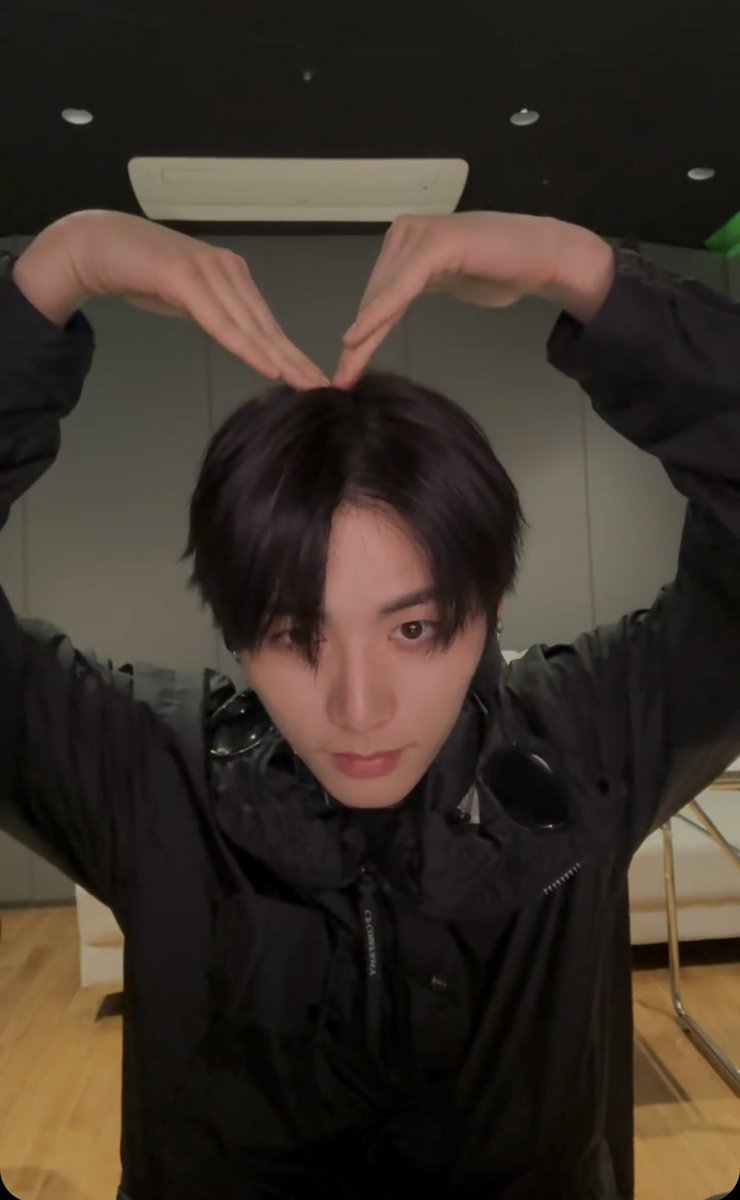 dhdhdhdhdkd's tweet photo. #청춘을_노래하는_태산에게
#its_T_time
#夏の主人公テサンの誕生日

탯둥이 생일 축하해 나의 하루를 너로 보낼 수 있게 해줘서 고마워♡ https://t.co/6ZApnF95PS