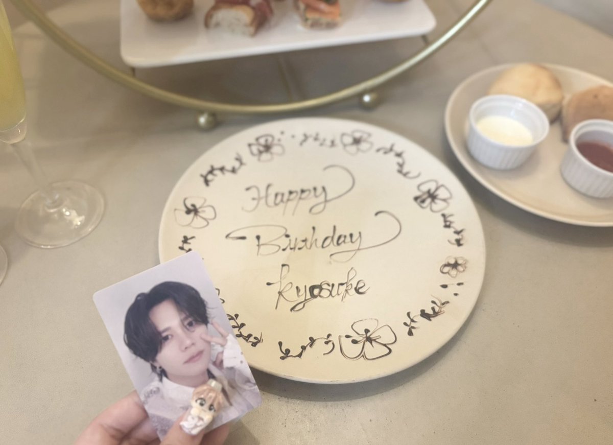 wankyo_0's tweet photo. 27歳おめでとう 🐶💘✨✨

#祝27歳_藤牧京介と夢の続きをともに
#HappyKyosukeDay https://t.co/kPqjVLCkzq