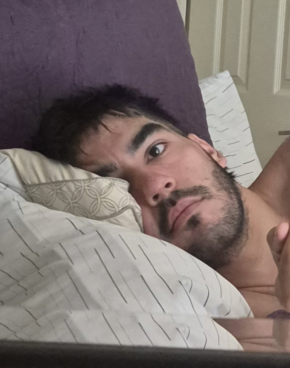 rudestpik's tweet photo. Some recent photos. Not losing weight anymore for some reason but going through Recomp it seems. https://t.co/62KfKBkztj