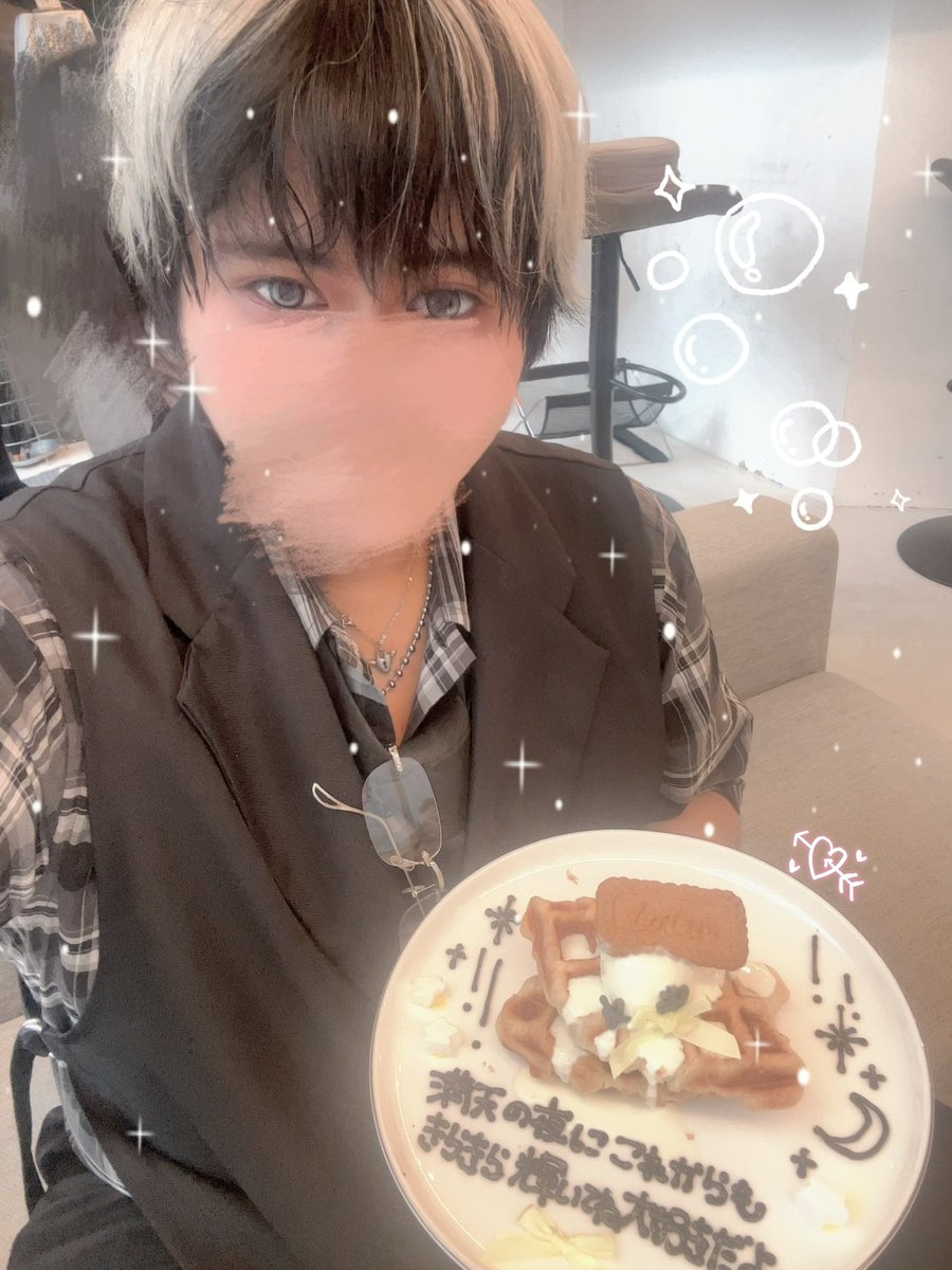 mrt_zxz's tweet photo. 𖤐 ̖́-Meteorites Happy 2nd Anniversary 💫

何年経ってもずっと大好き、これからもずっときらきら輝いていてね。꙳⟡

 #めておら2周年 
 #めておら活動2周年 
 #ねえねえらいと  #めるとだてんし https://t.co/ocqS59v10W