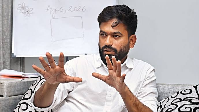 MeghUpdates's tweet photo. 🚨 BREAKING NEWS 

Maharashtra Police Association has sought the IMMEDIATE WITHDRAWAL of security cover for Dipke, alleging he MISBEHAVED with police inspector Suresh Sangle. https://t.co/IldQo93fZg