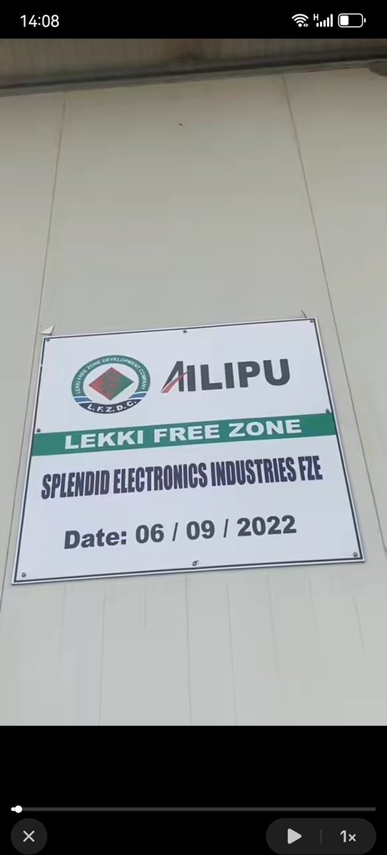 mayowadurosinm1's tweet photo. Lol, the speaker he's using is from a Chinese-owned assembly plant in Lekki Free Zone.

Chinese entrepreneurs created those jobs you'd see in the video below, and it's possible because they chose industrialisation before anything else.

But a Nigerian with a borrowed religion would definitely say shits like the one below.
