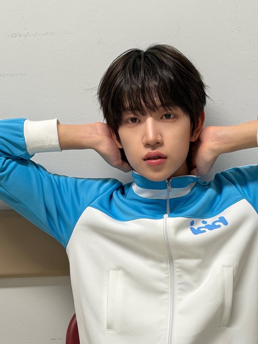 IDID_starship's tweet photo. [🌠] #김민재_DID
🐳🫍

#IDID #아이딧 
#KIMMINJAE #김민재 https://t.co/iiQFF51ftv