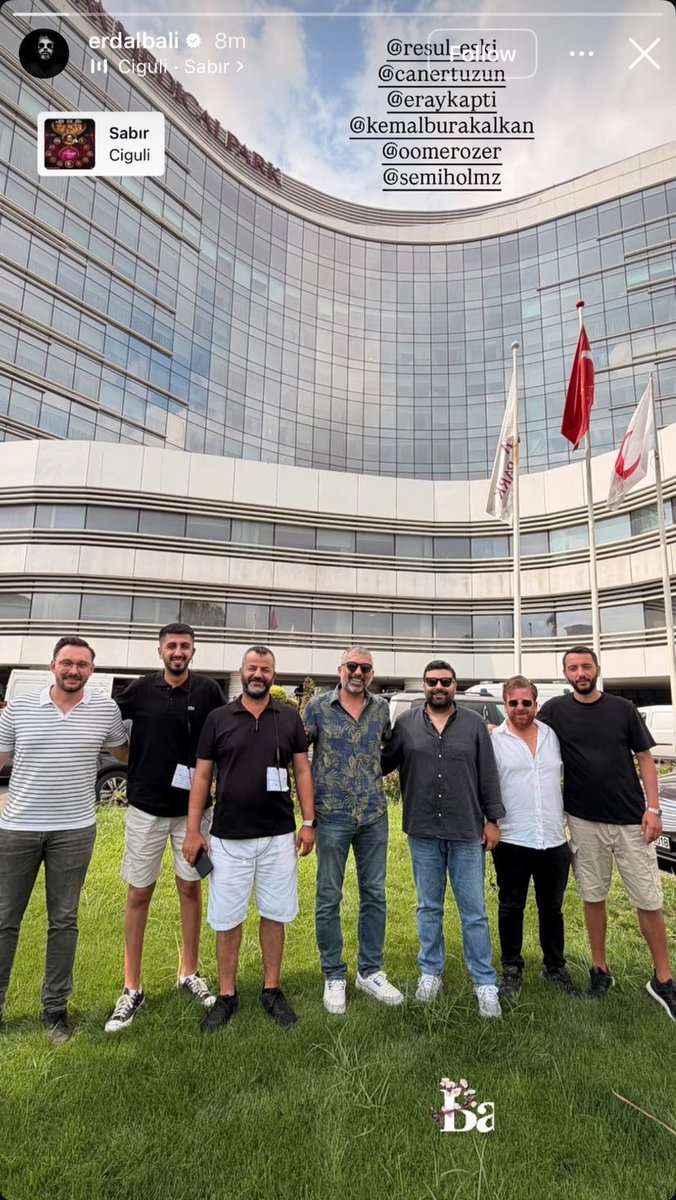t_alaska_'s tweet photo. defne’ye bir şey olacak diye hastanede kahrolan kadir midir o??🤭

#MuhtemelAşk #DefKad https://t.co/GjxFBtYTFu