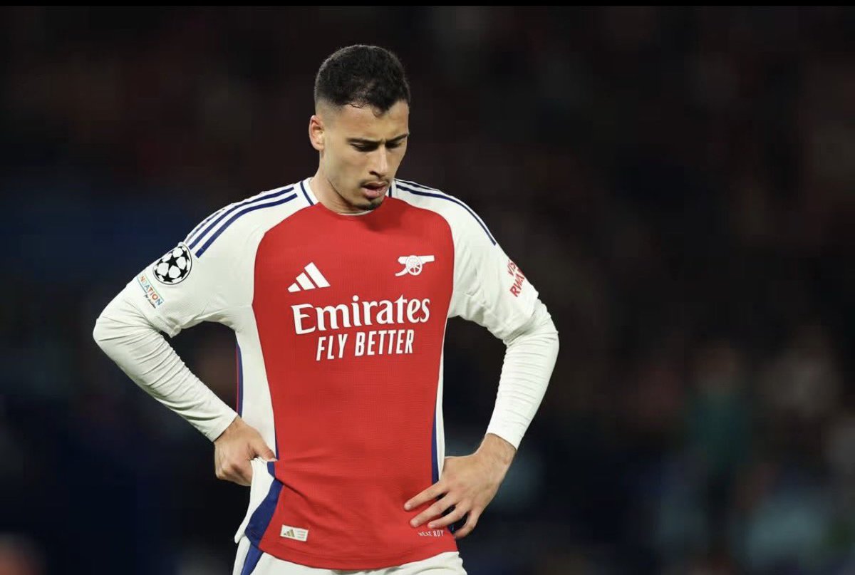 JKATUMBA14's tweet photo. Should he be sold or be given another chance gunners? https://t.co/3JiIddOrqA