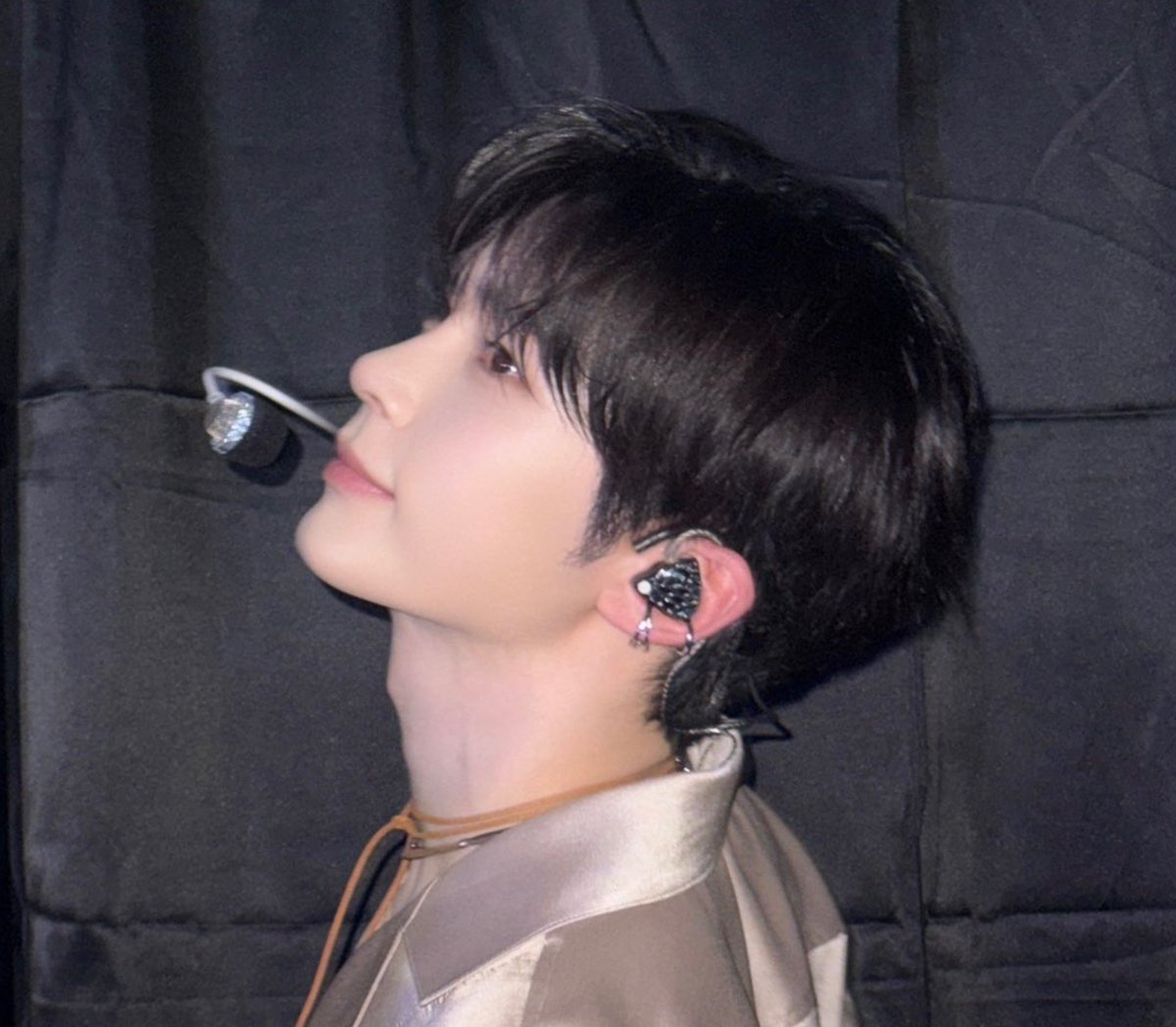hanbinimeu's tweet photo. NARIZINHO https://t.co/MpfShq2SL0