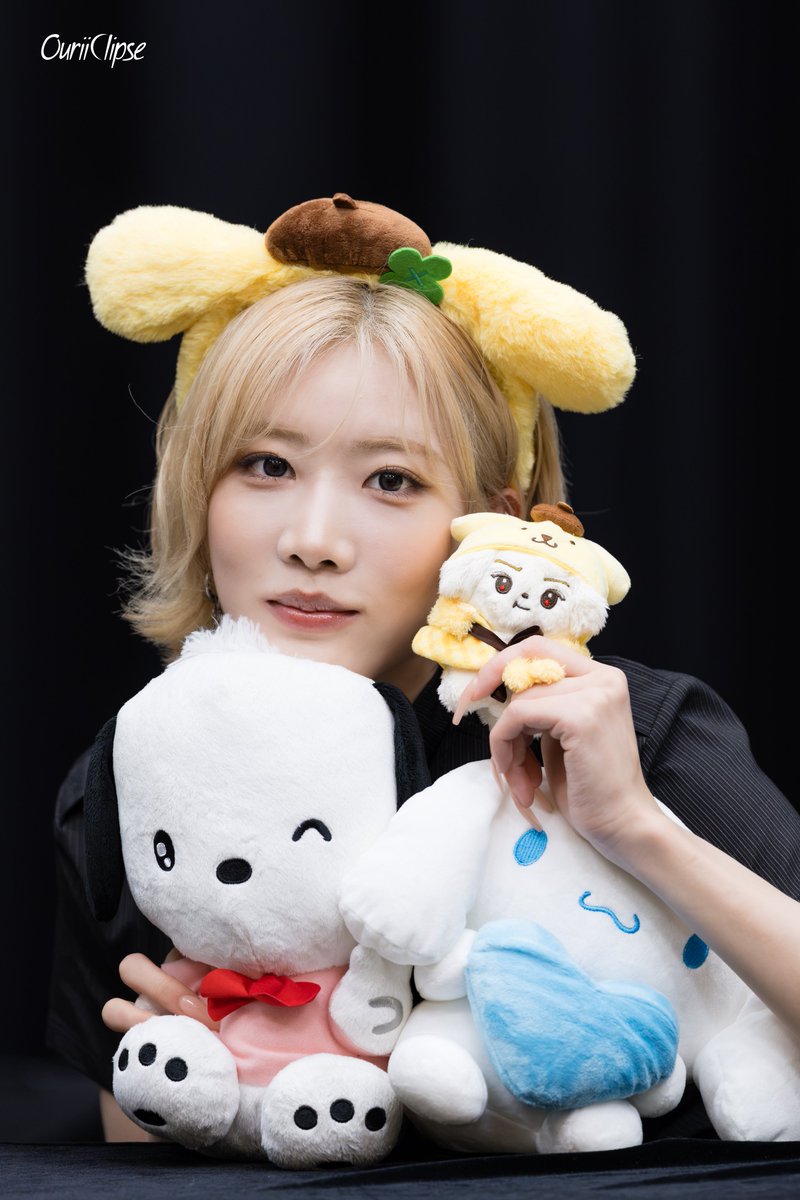 OuriiClipse's tweet photo. 260809
#김립 #KimLip 
#아르테미스 #ARTMS https://t.co/AksnrpYIrC