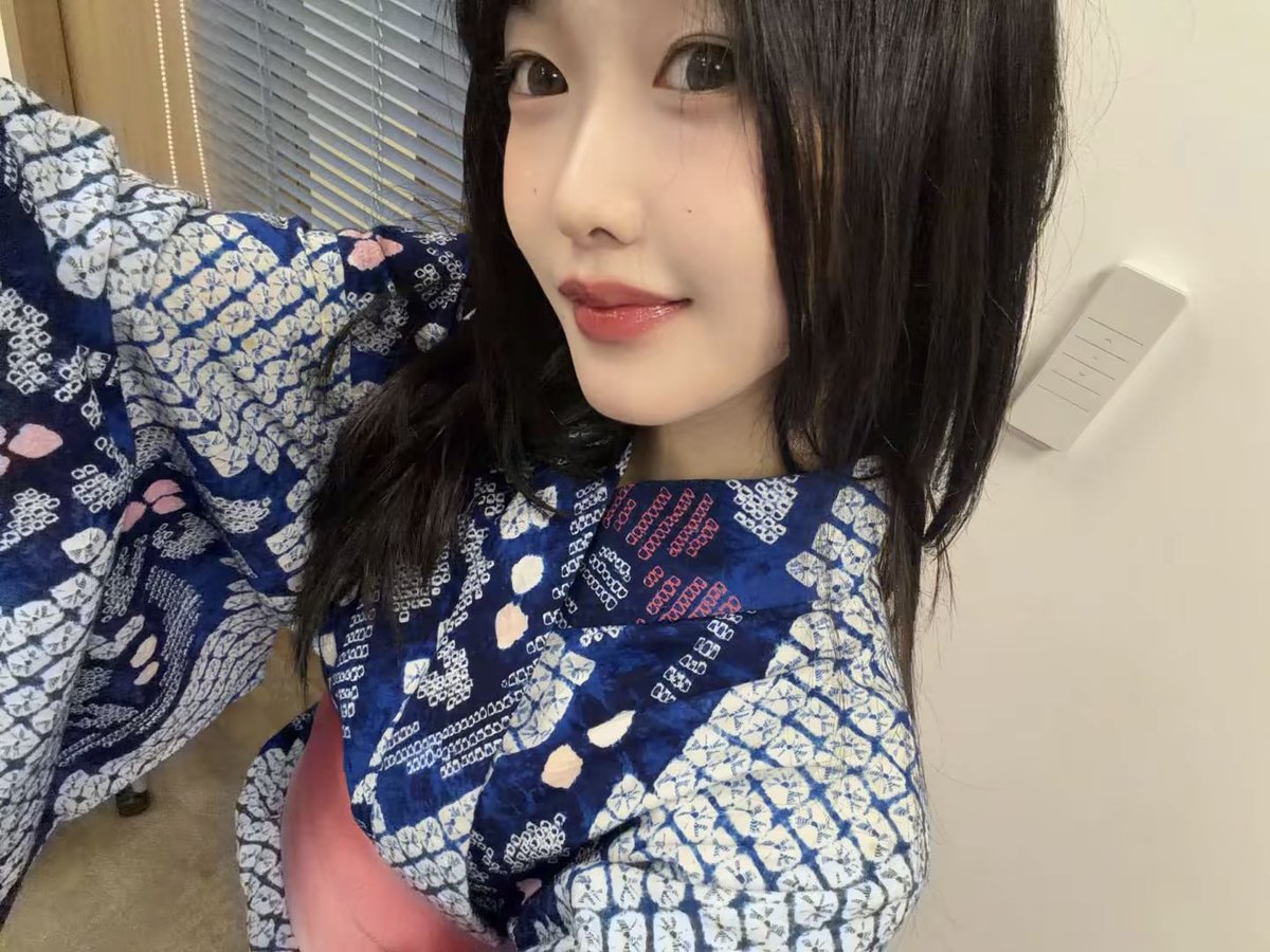 M_OlineJKT48's tweet photo. お疲れ様でした ! ! Thank you for BonOdori Day 2! Semoga kalian enjoy ya!! See you next time Malaysia! 💙🌺 https://t.co/UD2DsEU7f5